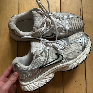 Nike V5 Silver and White Athletic Shoes